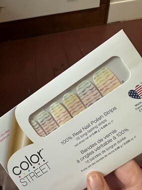 Color Street Pastel Rainbow Wave Nail Strips